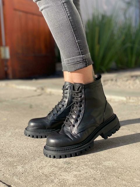 MARTEN NEGRO SS25