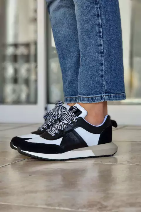 VALDIVIA BLANCO/NEGRO SS25