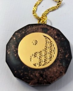 Orgonite pingente sextavado yin/yang com quartzo verde na internet