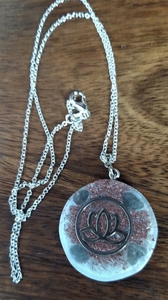 Orgonite pingente flor de lótus - elevação da consciência - 2 modelos