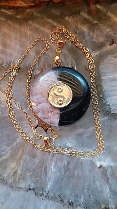 Orgonite pingente Yin/Yang - proteção -3,5cm