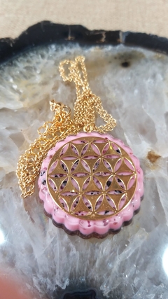 Orgonite pingente geometria sagrada e turmalinas mistas - 3,8cm