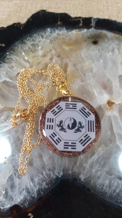 Orgonite pingente cristais radiônicos e gráfico mãe com Buda - motivação e alegria na internet