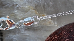 Orgonite pingente olho de hórus corrente de prata - proteção espiritual - Orgonites e loja de artigos esotéricos