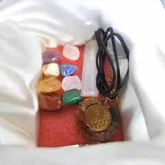 Kit chakras com pingente de orgonite , barra de selenita e pedras dos chakras- 10 peças - comprar online