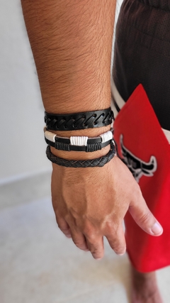 Kit 3 Pulseiras Couro Legítimo Ajustável - Escolha o modelo na internet