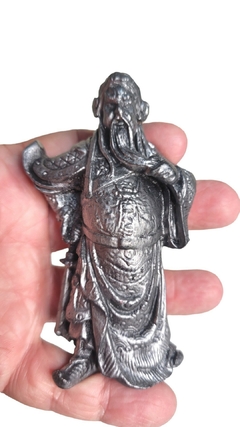 Estatueta Samurai Kwan Kun 9cm, resina prata envelhecida