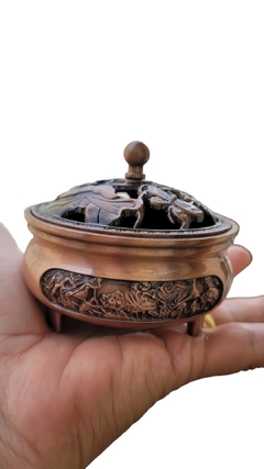 Queimador de Incenso de Metal Tampa Vazada Com Borboleta e Flores 7,8cm
