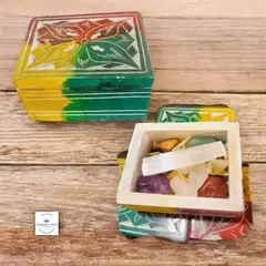 Caixa Pedra Sabão + kit 7 chakras + Selenita