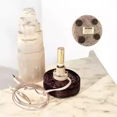 Luminária torre de selenita branca 20cm + base de Orgonite com lâmpada na internet