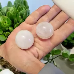 Kit Mini Esferas de Quartzo Rosa: Energia e Beleza Natural para Você - comprar online