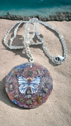 Pingente de orgonite borboleta com corrente de aço - prosperidade - comprar online