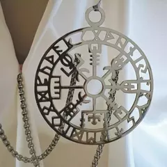 Pingente Amuleto Vegvísir em Aço Inoxidável Vazado 3,9cm