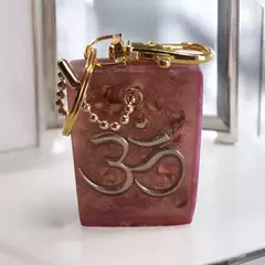 Chaveiro de Orgonite com Símbolo OM - Proteção e Harmonia
