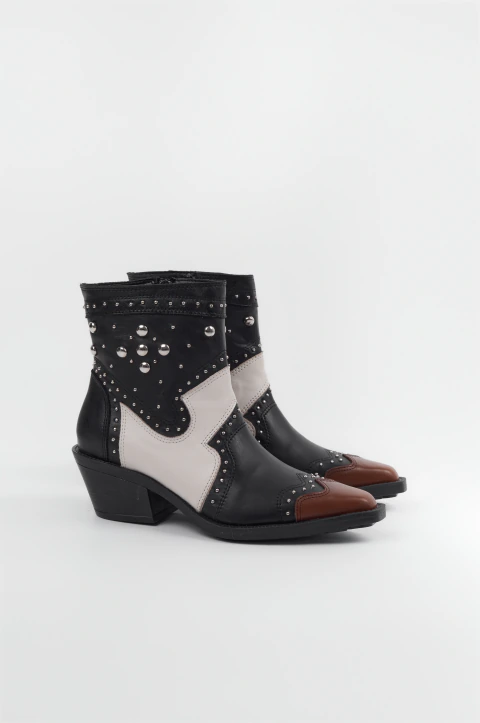 Bota Texana Caña baja Cuero. PATRICK