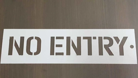 Stencils NO ENTRY de 8 x 30 cm