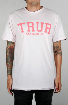 TRUR Skateboards Camiseta PT College