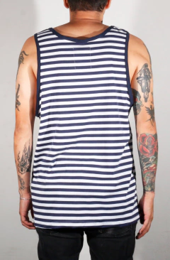 TRUR Sb Esqueleto Logo Rayas - comprar online