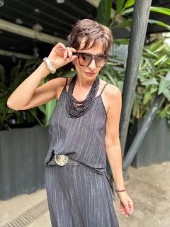 Musculosa Cyan en internet