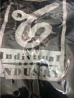 Individual Industry - LOGO FEMININA (REGATA)