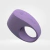 Anillo vibrador recargable LELO TOR 3 en color púrpura, diseñado para intensificar la intimidad en pareja.