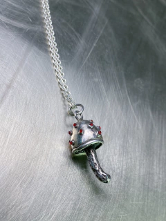 COLLAR HONGO