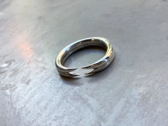 ANILLO BÍFIDO BB