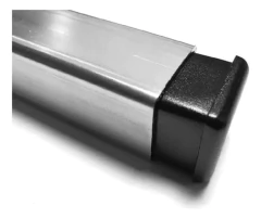 Regatón plástico 3 cm x 5 cm x 100 unidades negro - Belén Goma de Escobar®
