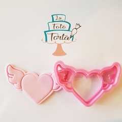 Cortante con sello corazón alado - comprar online