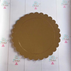 Bandeja de cartón con ondas dorada de 20cm