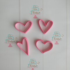 Cortante silueta set de 4 corazones
