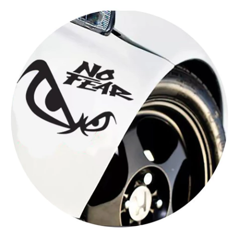 Calcomanía Vinilo No Fear Ploteo Tuning Marca Sticker 15 Cm