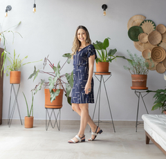 Vestido de amamentação estampado tal mãe com recorte na barra - comprar online