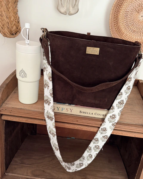 Matera Suede Chocolate