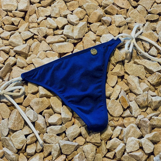Less Tiritas Basics Azul Marino Con Tiritas Blancas thumbnail 2