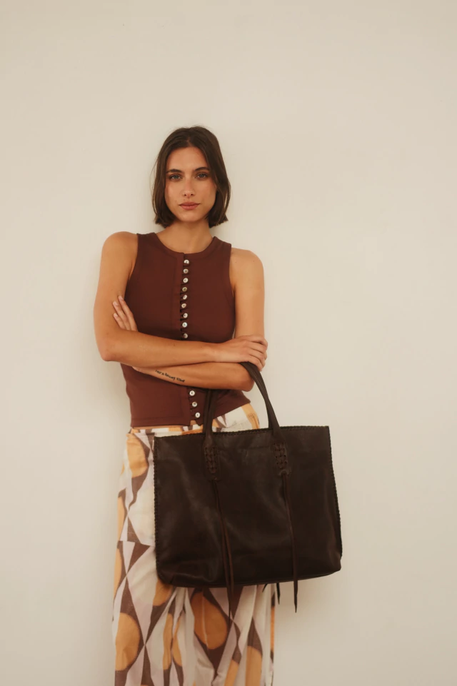 Cartera Gringa de cuero choco de Las Cabrera — imagen 3