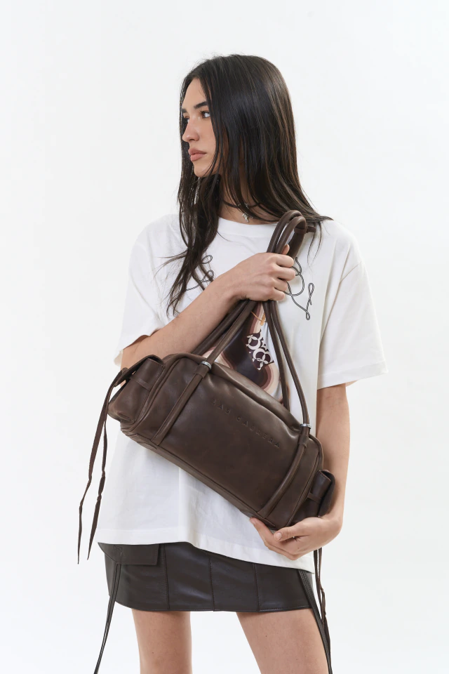 Cartera begonia de cuero choco de Las Cabrera — imagen 9