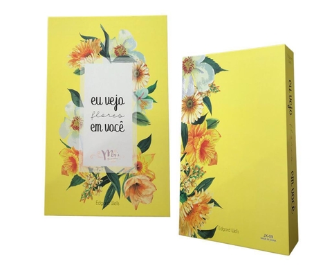 LIVRO DECORATIVO SEM ABERTURA EU VEJO FLORES EM VOCÊ - 14948