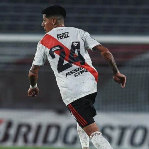 24 PEREZ/ Numeración River Plate 2020