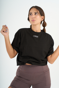 Imagen de REMERA OTI OVER Negra