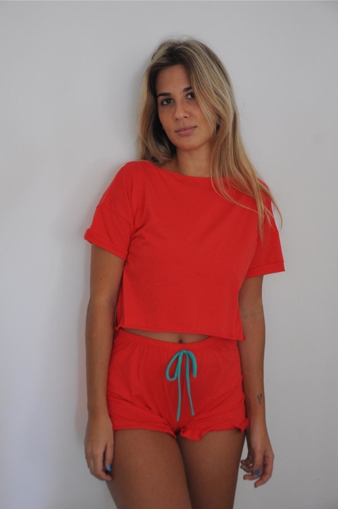 CHARLY RED - Solo la remera - comprar online