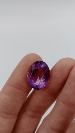 Facetada de Amatista en internet