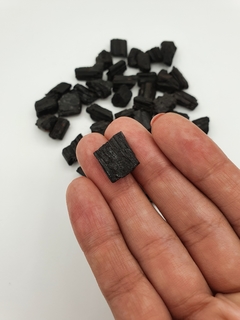 Turmalina Negra en bruto