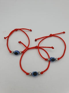 Pulsera de Hilo Rojo y Ojito Turco con bolitas