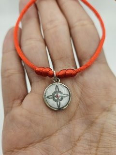 Pulsera Hilo Rojo y dije Nudo de Bruja
