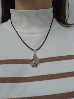 Dije Chapa de Geoda de Ágata - Mediano - Baño de Plata