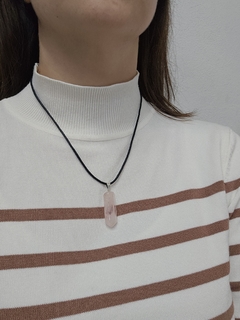 Dije de Cuarzo Rosa - Obelisco - Grande - Acero - comprar online