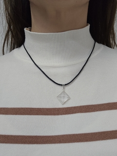 Dije de Cuarzo Cristal de Roca - Pirámide - Chico - Baño de Plata - tienda online