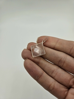 Dije de Cuarzo Cristal de Roca - Pirámide - Chico - Baño de Plata