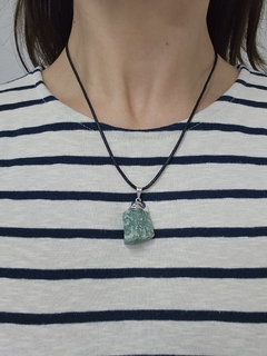 Dije de Cuarzo Verde - En Bruto - Grande - Baño de Plata - tienda online